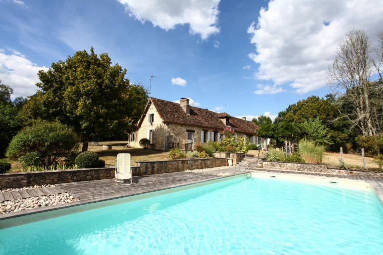 Cottage  Issac