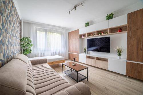 Apartman  Nyékládháza