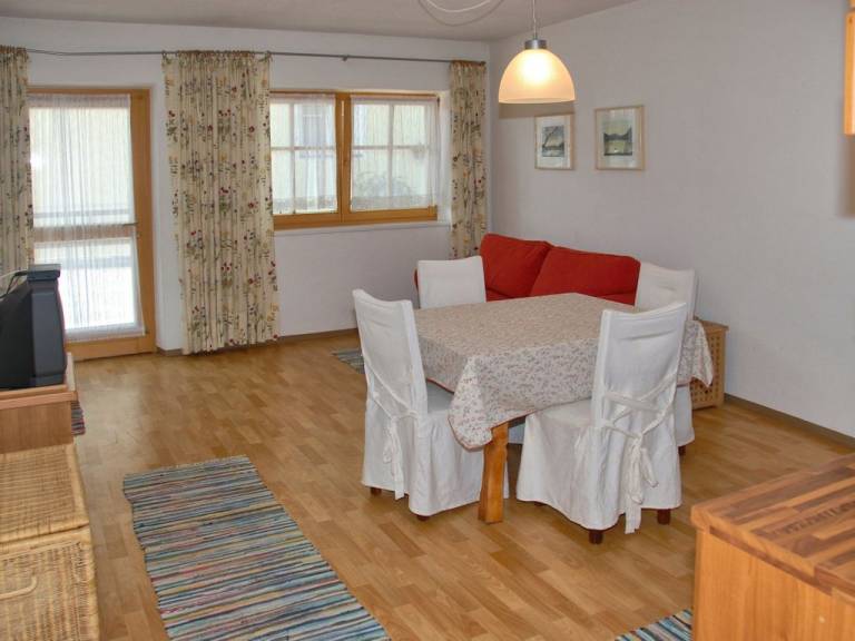 Ferienwohnung in Pfalzen für max. 4 Gäste Ferienwohnung in Pfalzen für max. 4 Gäste