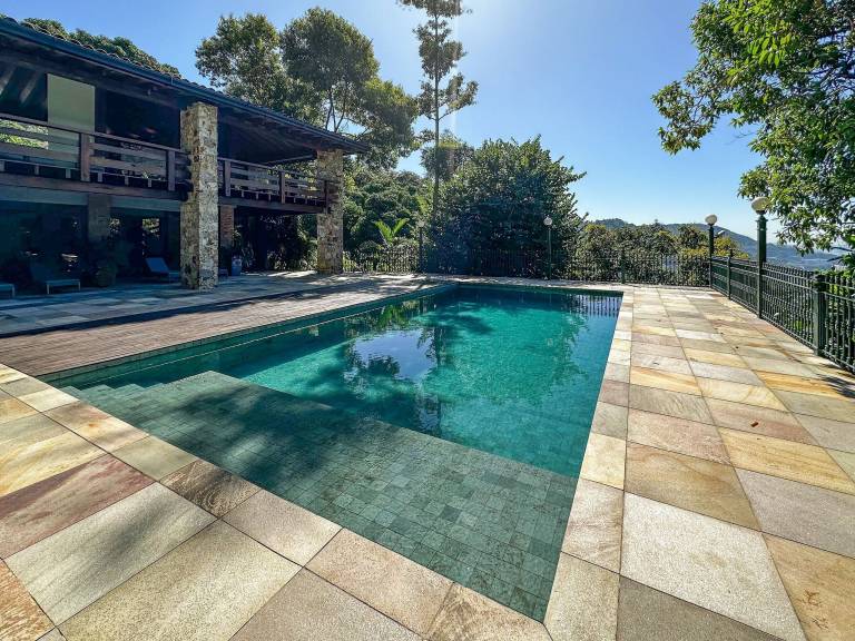 Villa  Cosme Velho