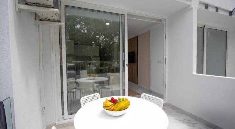Apartment with patio & pool | Beach nearby | Pets are welcome — photo 5