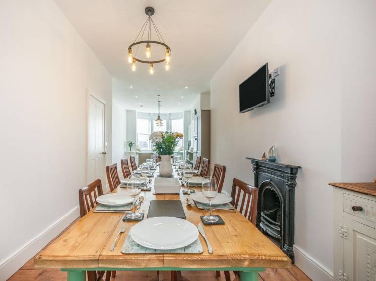 Fully equipped wonderful cottage with barbecue & yard | Water view | Beach nearby | Pets allowed — photo 3