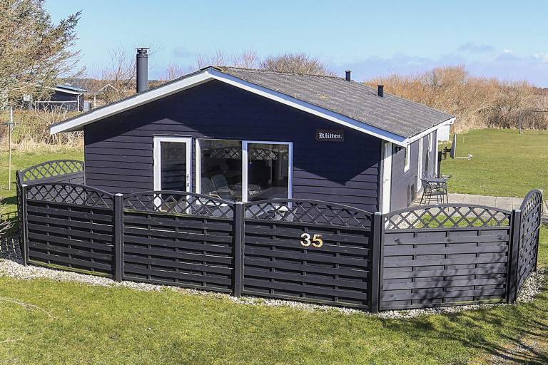 Ferienhaus mit Hund inNr. Lyngby Strand, Nørre Lyngby  f&uuml;r max. 4 Personen