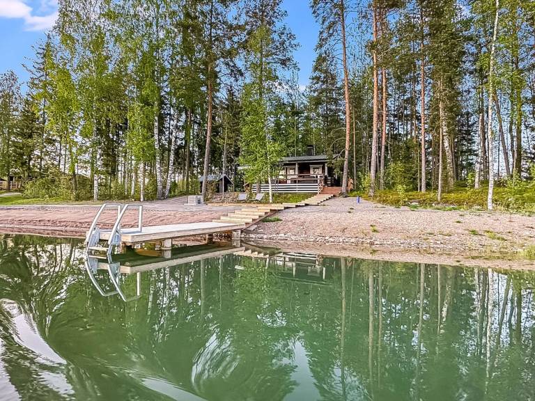 Vacation home with sauna & terrace | Nature view — photo 3