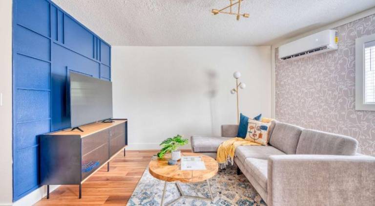 Apartment with 1 room for 2 persons in Portland, OR