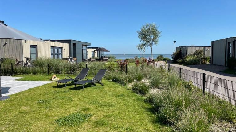 Ferienhaus mit Terrasse und Garten | Meerblick