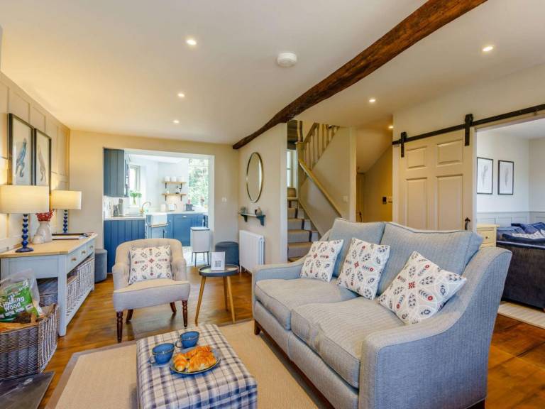 Family-oriented cottage with garden & grill | Pets allowed — photo 2