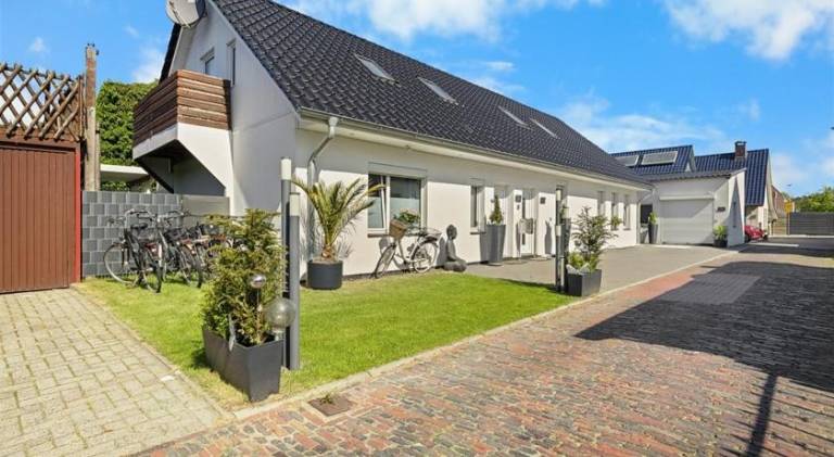 Rental apartment with 1 room for 3 persons in Wilhelmshaven