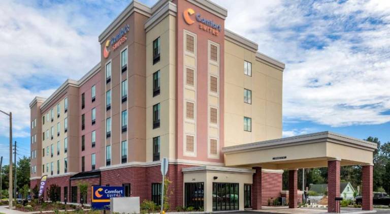 Comfort Suites Gainesville Near University — photo 2
