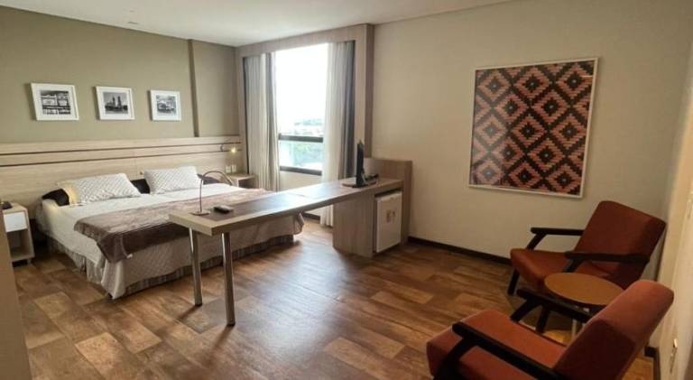 Serviced apartment with pool, sauna & patio — photo 2