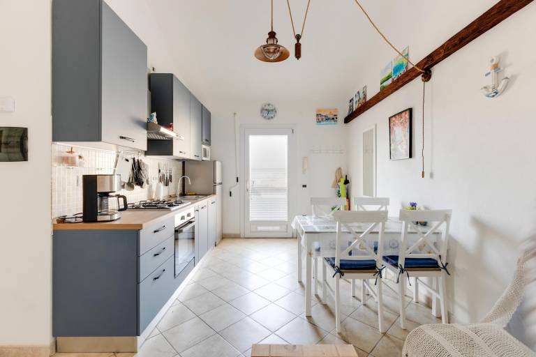 Holiday apartment with pool & terrace | Next to the beach | Pet-friendly — photo 3