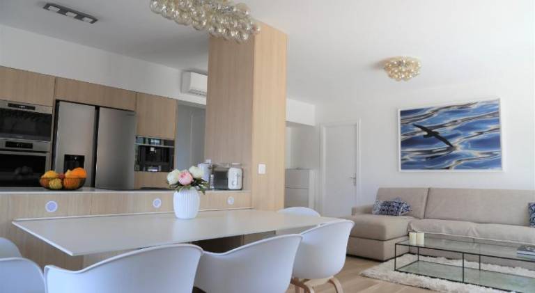 Rental apartment with terrace & BBQ — photo 3