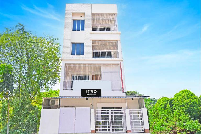 Hotel O Ruby Near Acropolis Mall