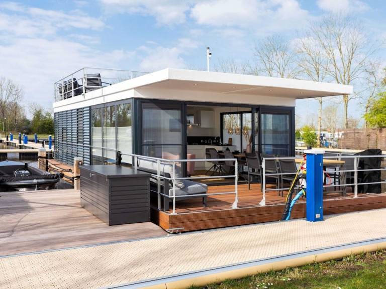 Hausboot  Offingawier