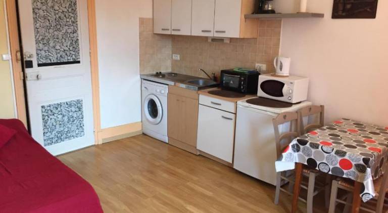 Serviced apartment for 4 persons — photo 5
