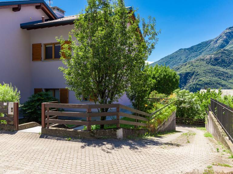 Angelina House Novate Mezzola