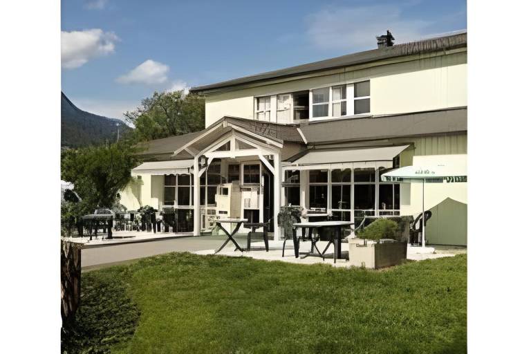 Fasthotel Albertville in Albertville