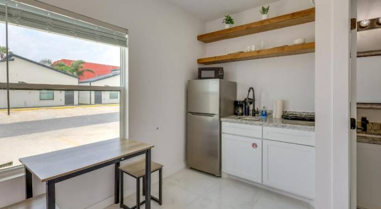 Central to Everything, Easy Beach Access! SPI Stay — photo 3