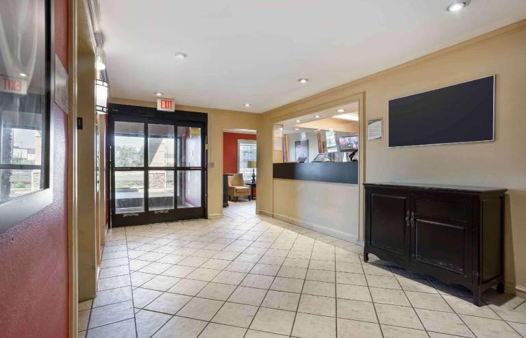 Extended Stay America Suites - Meadowlands - East Rutherford — photo 5