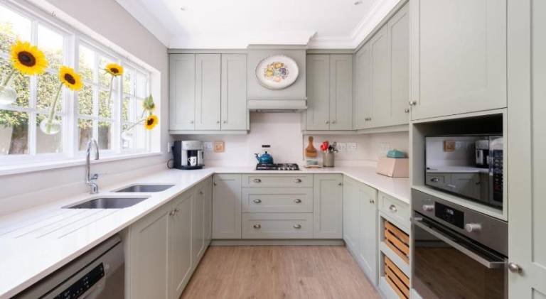 200 m&sup2; Ferienhaus