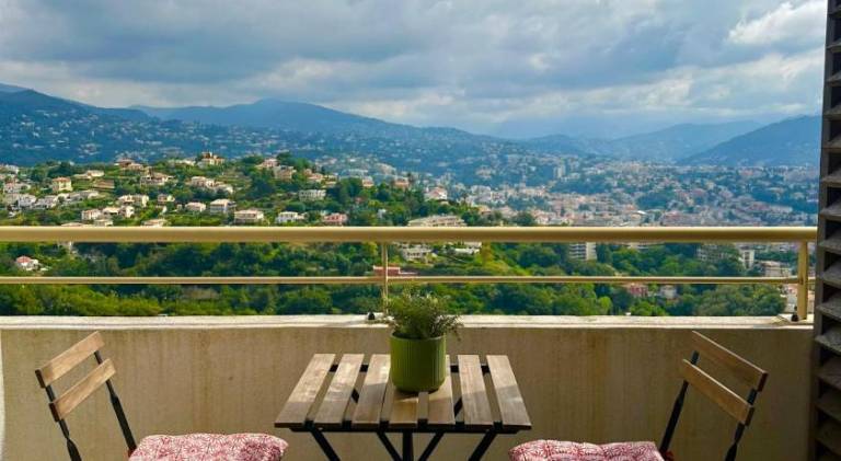 Holiday apartment with 1 room for 2 persons in Saint-Laurent-du-Var