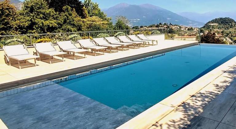 Holiday apartment with pool | Pets are welcome in Bellagio