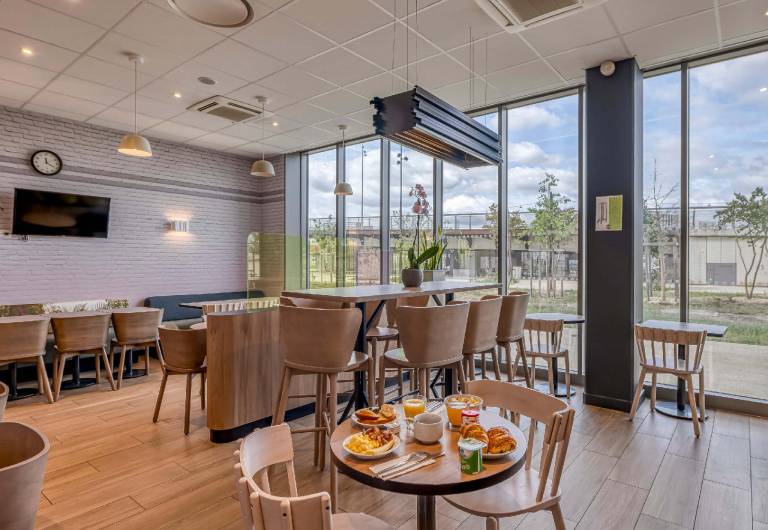 B&B Hotel Bordeaux Centre Gare Saint-Jean — photo 2