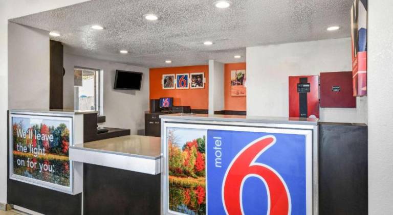 Motel 6 Memphis, TN - Downtown — photo 3