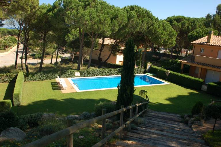 Fully equipped villa with pool, BBQ & patio | Pets are welcome in Begur