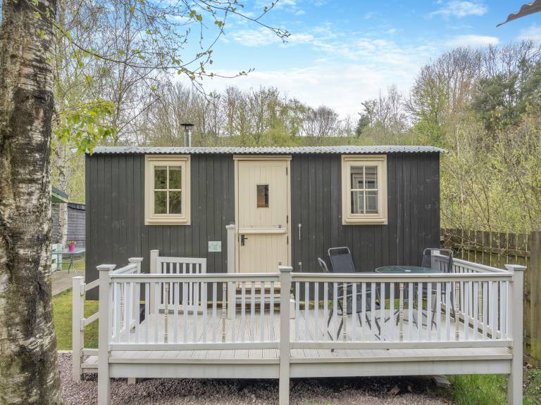 Cottage with garden | River view — photo 2