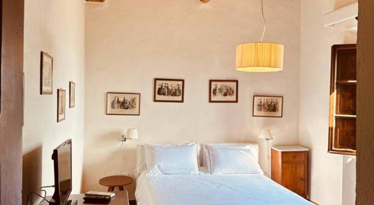 Farm with pool & patio in Roccastrada