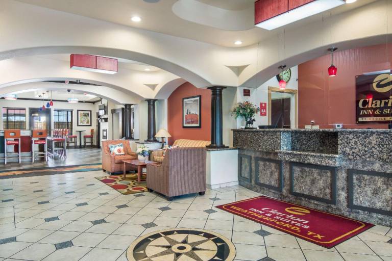 Clarion Inn & Suites Weatherford South