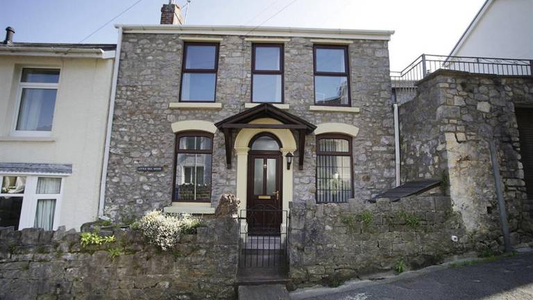 House The Mumbles
