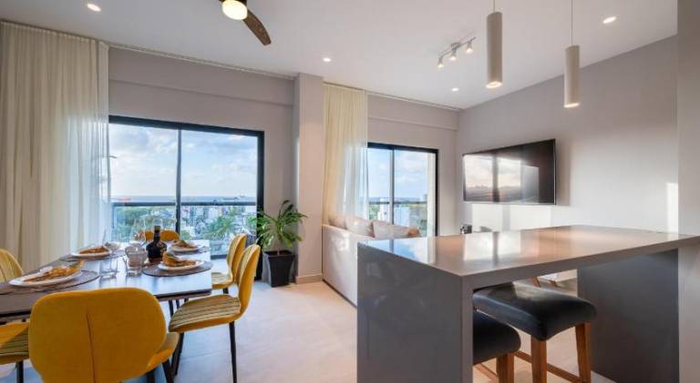 Family-oriented serviced apartment with pool, yard & terrace | Pets are welcome — photo 3