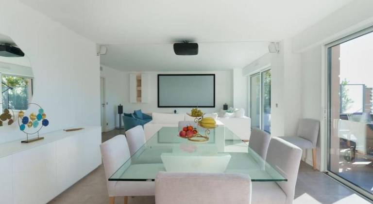 Holiday apartment with pool — photo 3