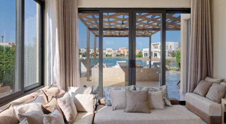 Pleasant villa with garden, terrace & pool | Pets allowed — photo 2