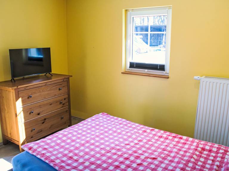 Apartment with patio — photo 4