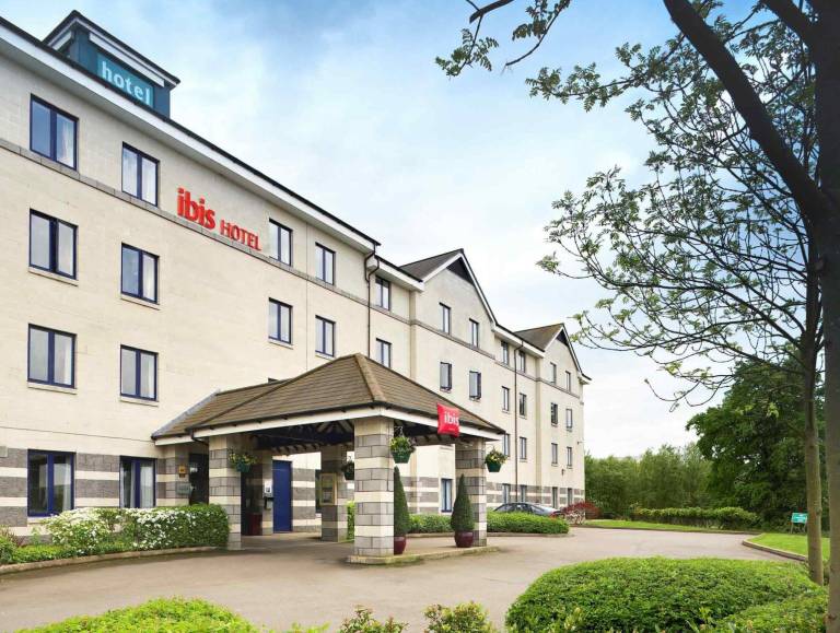 Ibis Rugby East Hotel — photo 4