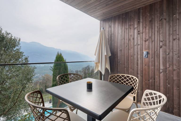 Child-friendly wonderful apartment with pool, jacuzzi & terrace | Mountain view | Suitable for remote work | Dogs allowed — photo 2