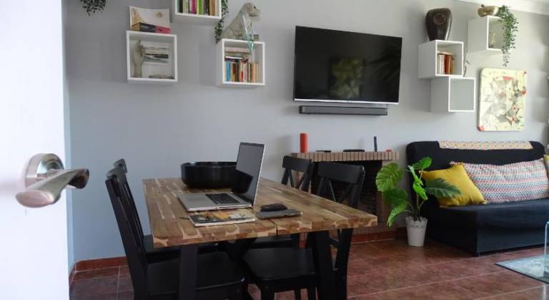 Fully equipped house with private pool, garden & grill | Suitable for remote work | Pets are welcome — photo 5