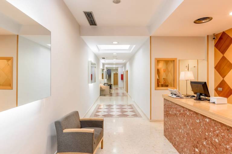 Aparthotel León
