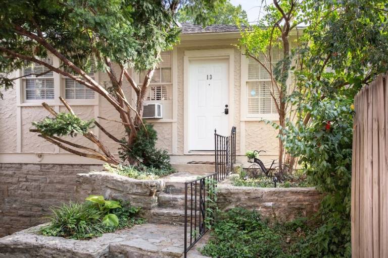 Cabin Midtown