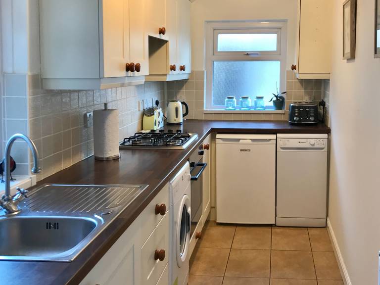 Family-oriented wonderful cottage with terrace, barbecue & garden | Pets are welcome — photo 5