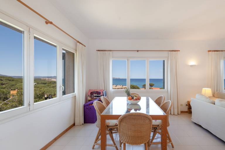 Fully equipped house with patio, barbeque & fast internet | Beach view | Close to the beach | Dogs allowed — photo 5