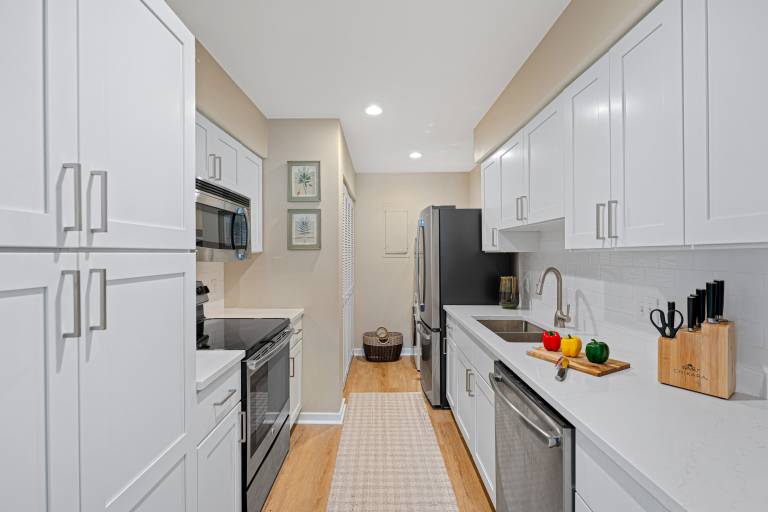 Fully equipped condo with pool | Dogs allowed — photo 4