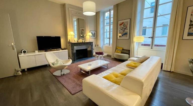 Fully equipped pleasant holiday apartment | Near Bordeaux Cathedral | Pets allowed — photo 2