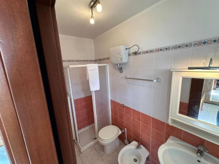 Child-friendly dedicated room | Next to the beach | Pets allowed — photo 2