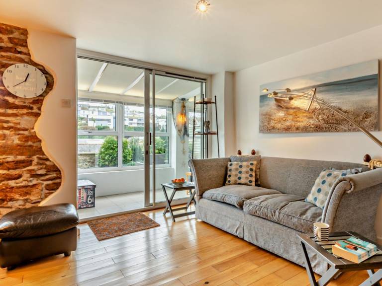 Charming rental apartment with yard | Dogs allowed — photo 5