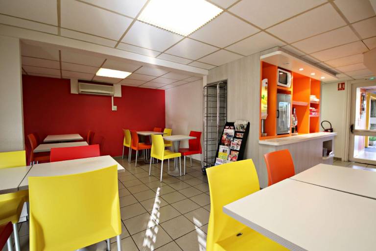 PREMIERE CLASSE REIMS SUD - Bezannes — photo 2