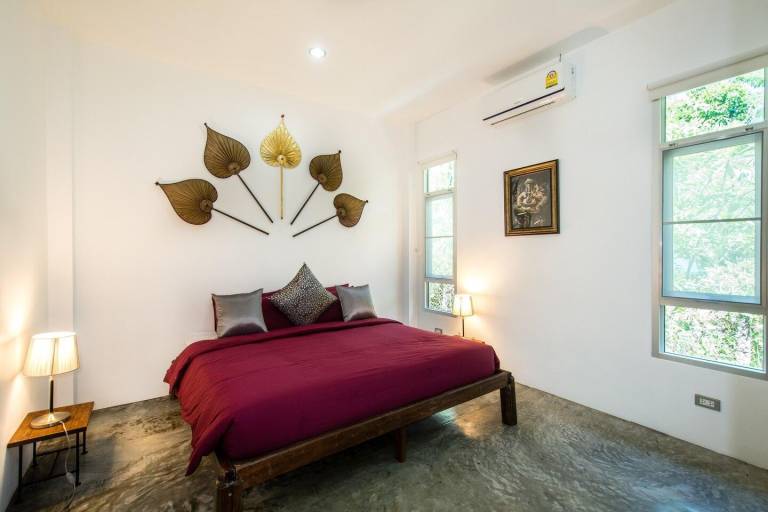 Villa with grill, yard & pool | Suitable for remote work | Pets are welcome — photo 2